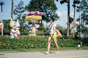 BIB: 
                            <button type="button" onclick="openModal(27620575)" class="btn btn-primary btn-sm float-right btn-popup" data-toggle="modal" data-target=".modal-high-quality">
                        <i class="fas fa-shopping-cart"></i> Add to Cart
                    </button>
                                            <button type="button" onclick="isThisMe(27620575, true)" class="btn btn-success btn-sm float-right btn-popup btn-isme hidden" data-toggle="tooltip" data-placement="bottom" title="นี่คือรูปของคุณใช่ไหม คลิกที่นี่เพื่อเอาเข้าอัลบั้ม">
                        <i class="fas fa-plus"></i> Add to album
                    </button>
                    <button type="button" onclick="isThisMe(27620575, false)" class="btn btn-warning btn-sm float-right btn-popup btn-isnotme hidden">
                        <i class="fas fa-ban"></i> Remove from album
                    </button>